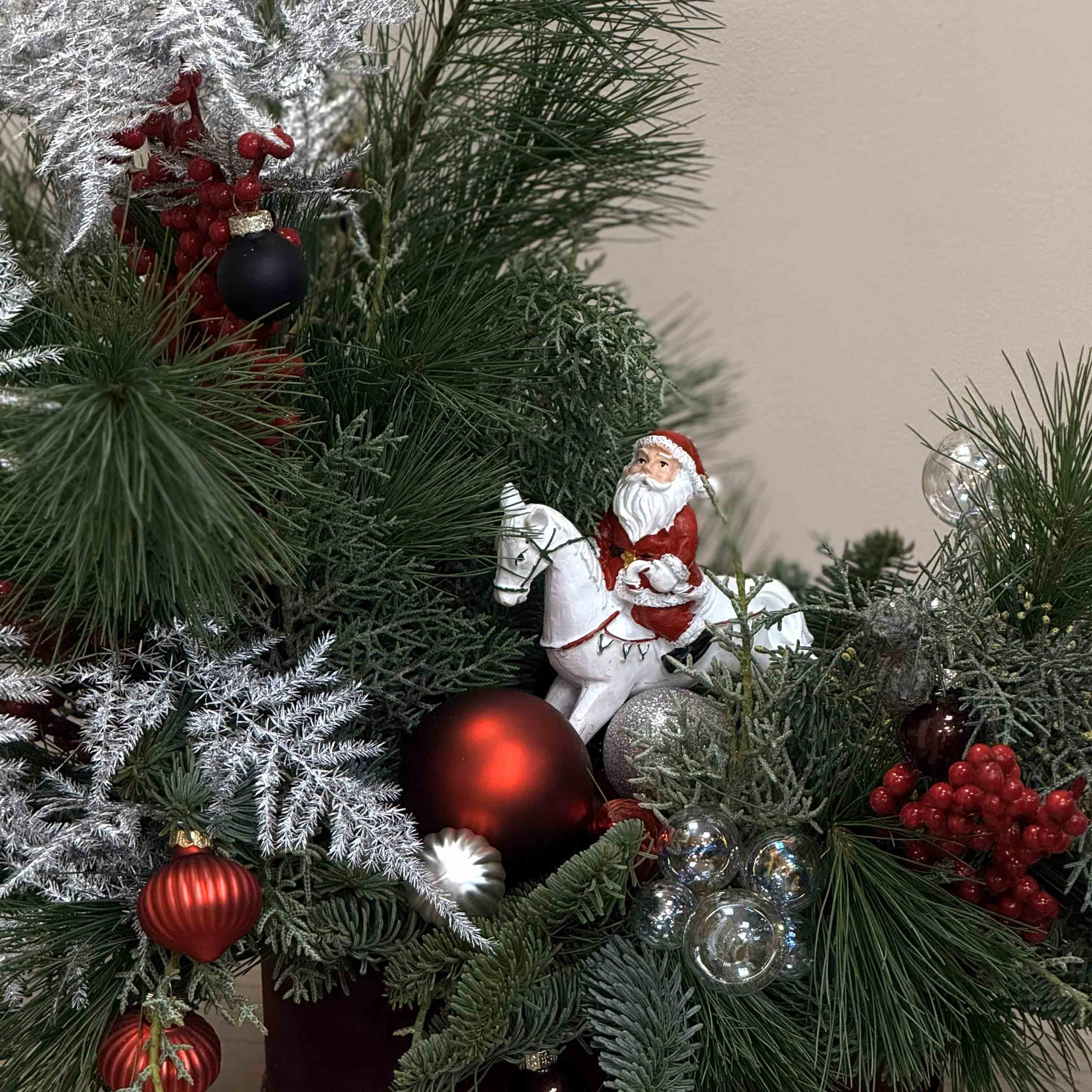 Новогодняя композиция "Дед мороз"