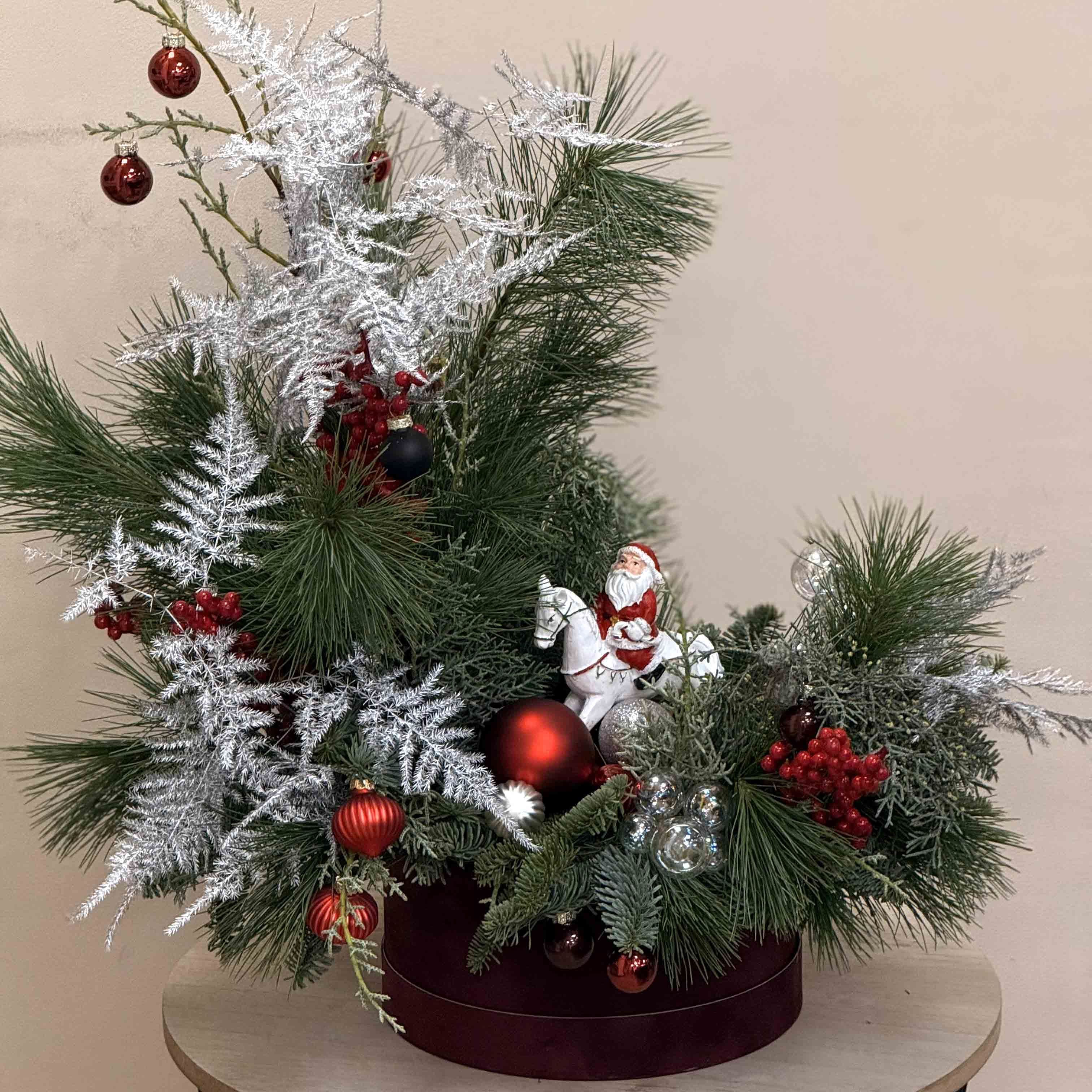 Новогодняя композиция "Дед мороз"