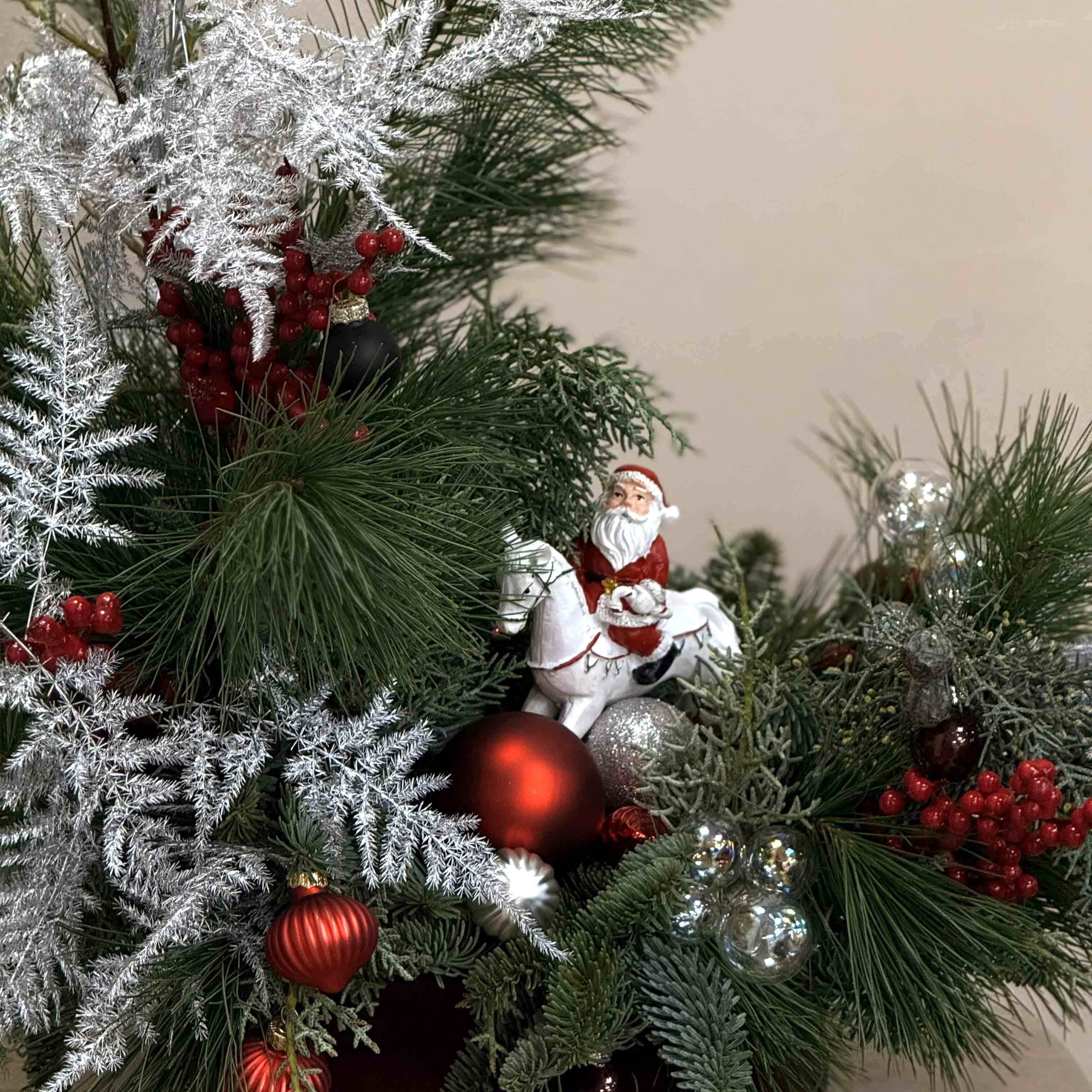 Новогодняя композиция "Дед мороз"