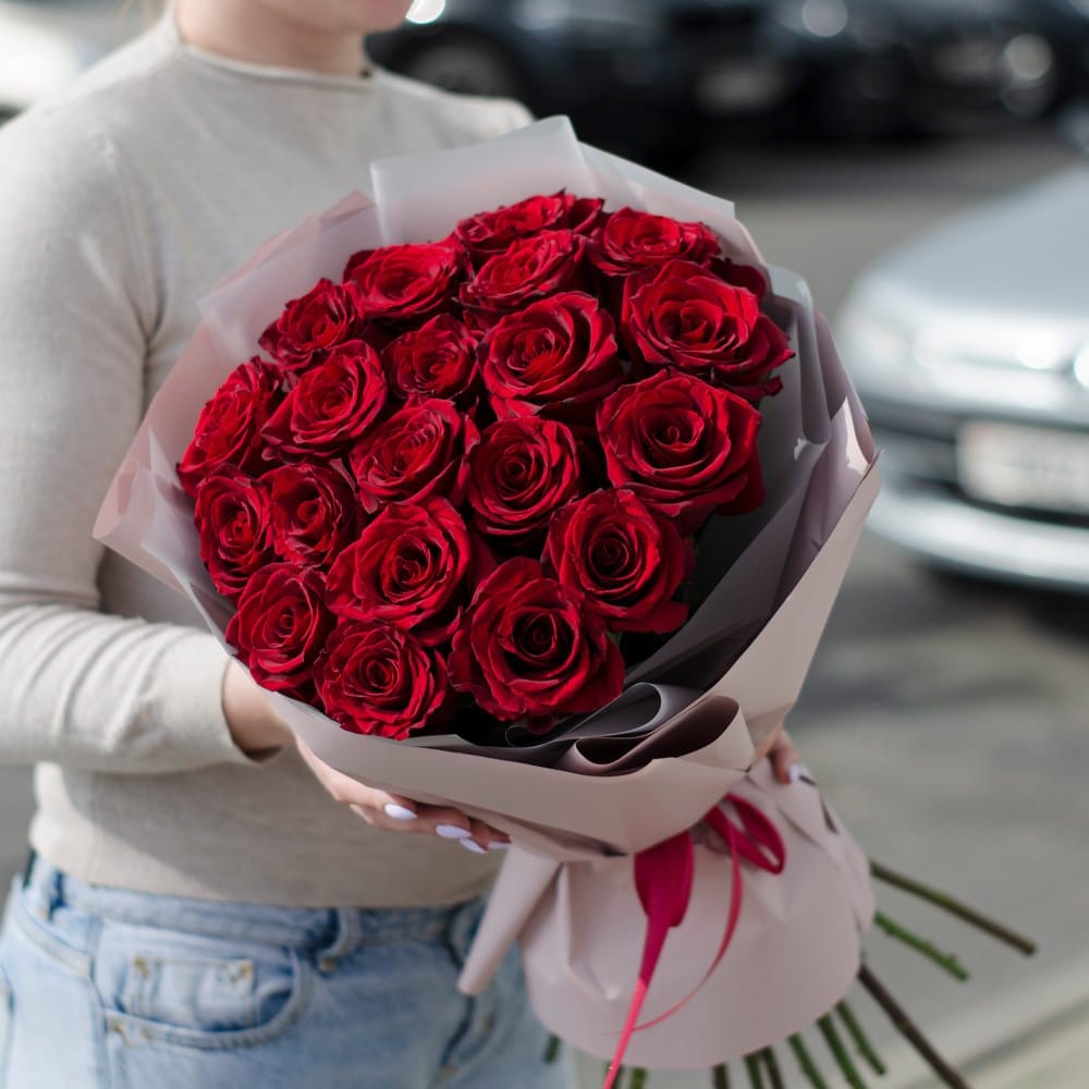 Букет роз "Рубин" 50