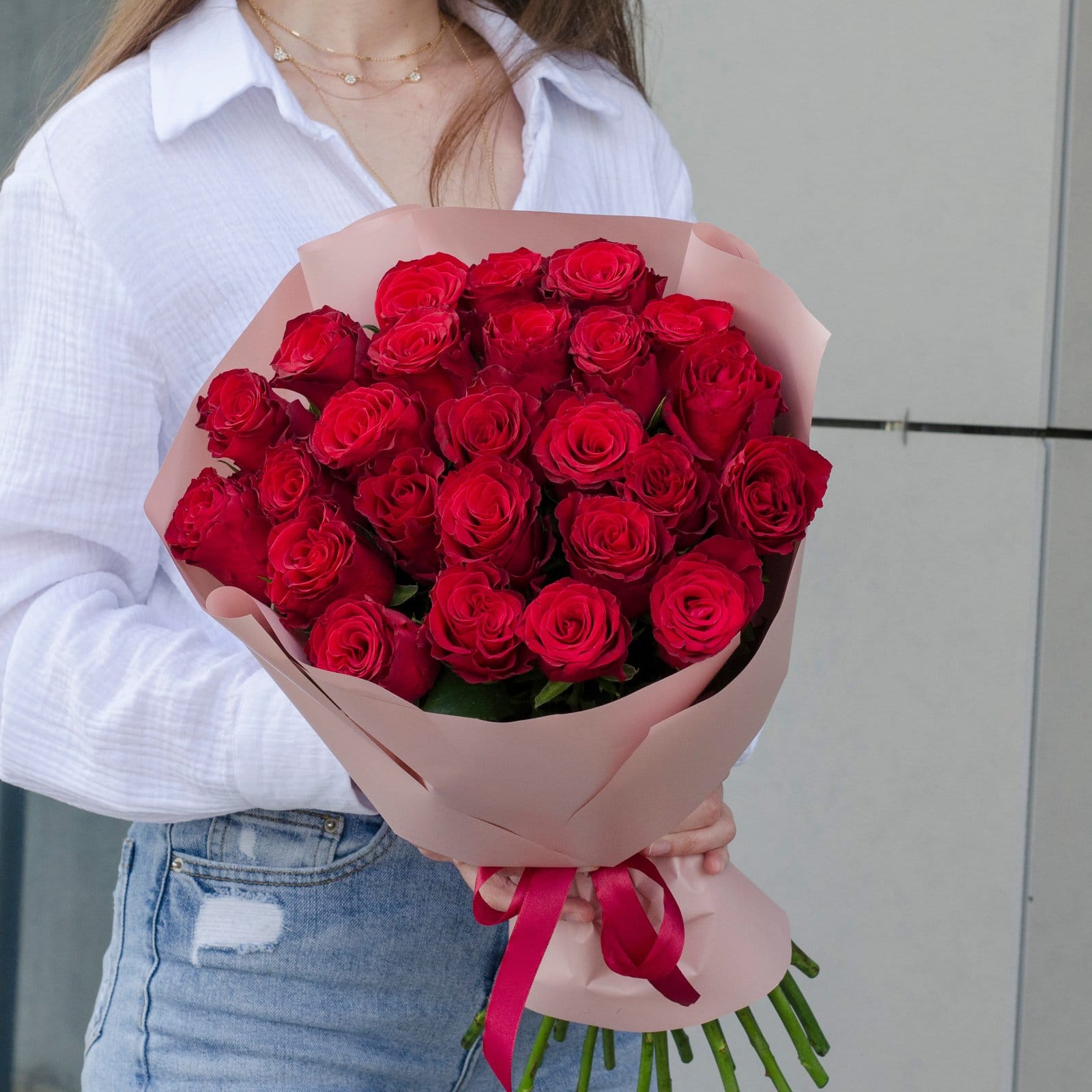 Букет кенийских роз "Пудра" 25 роз 60 см