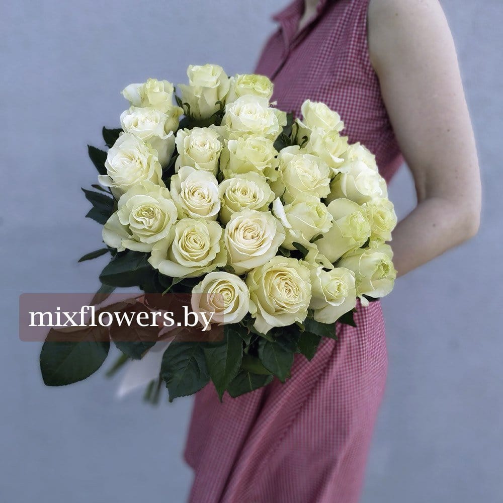 Букет роз "Шантарам" 25 роз 60 см