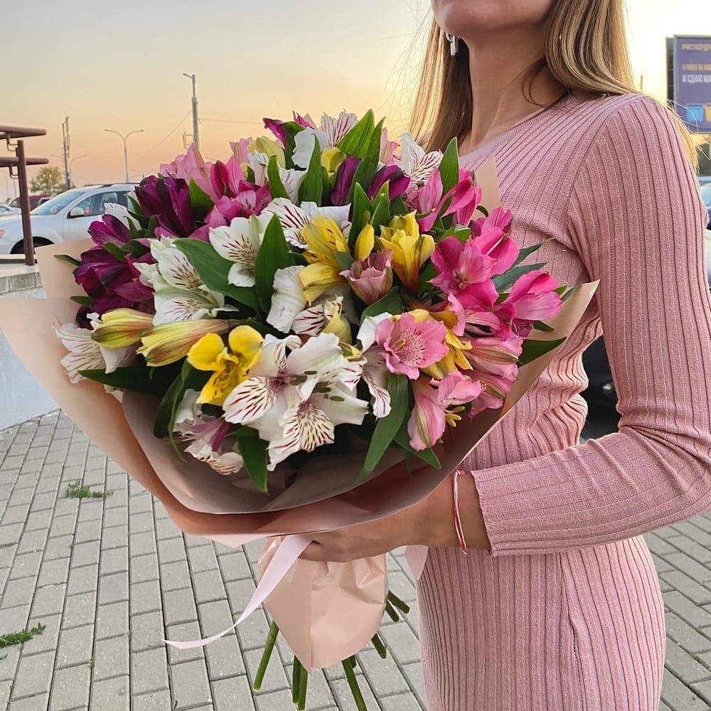 Букет "Микс из альстромерий" 15