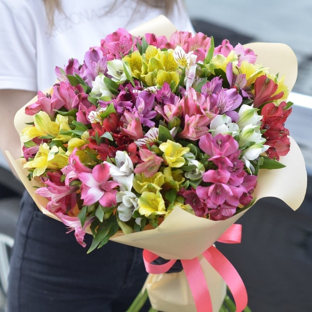 Букет альстромерий "Яркие эмоции" 25 шт