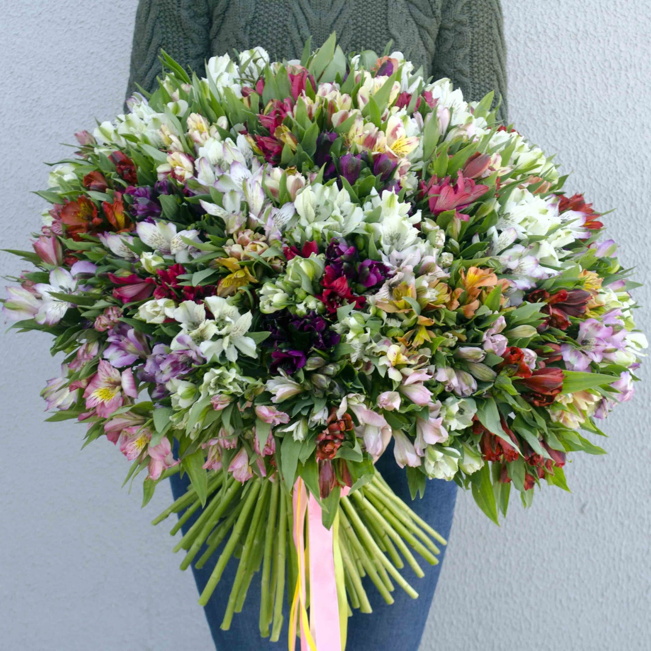 Букет из 101 Альстромерии