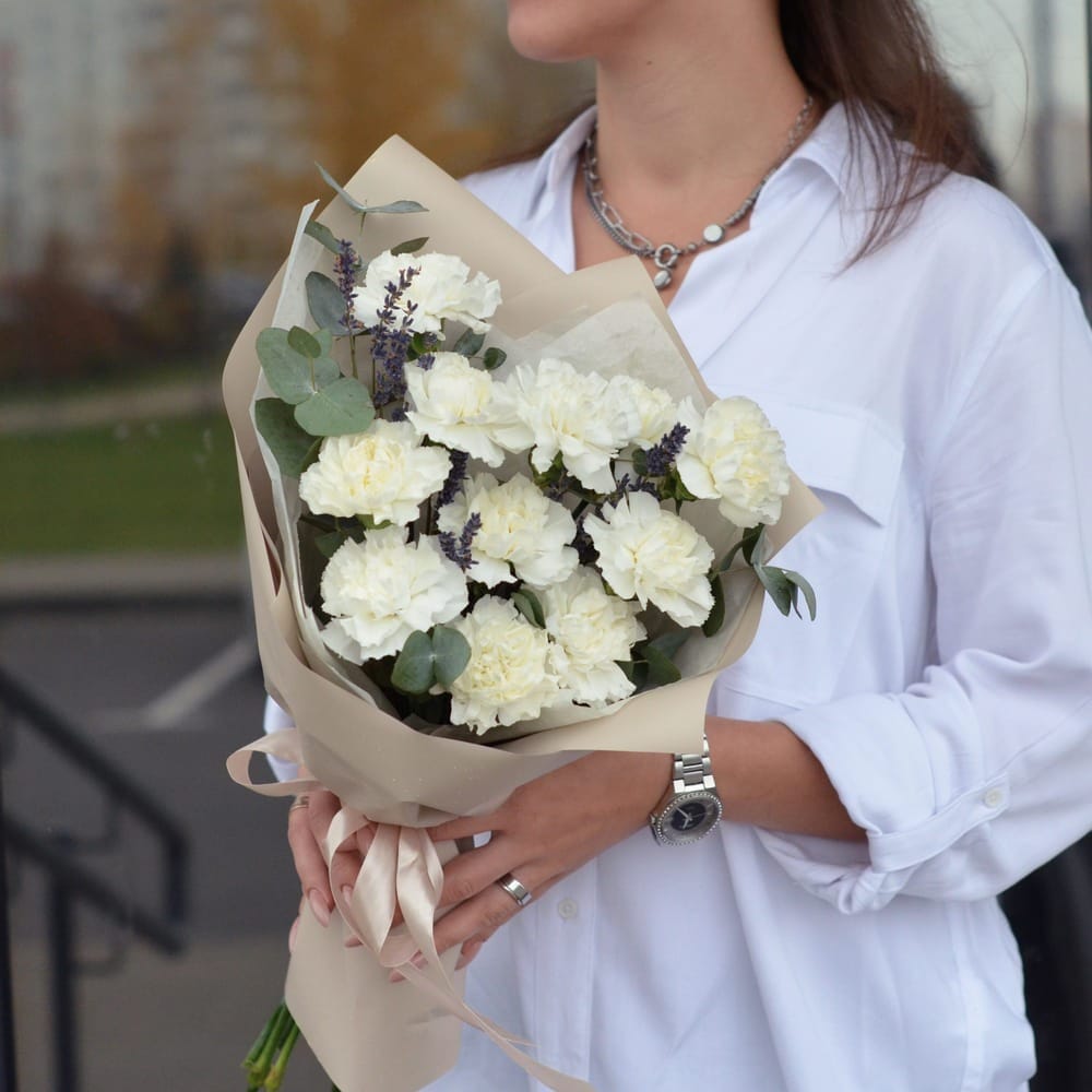 Букет гвоздик "White"