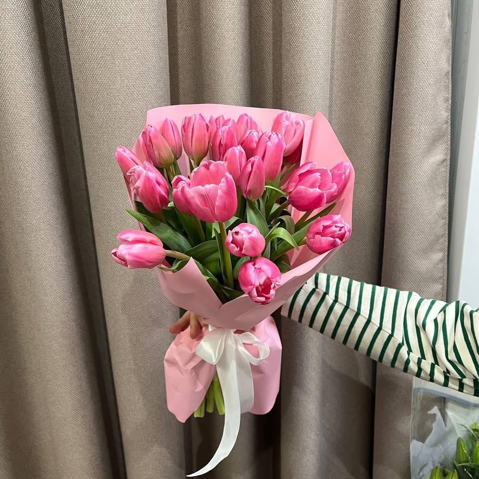 Букет из 25 тюльпанов "Лунный сон"