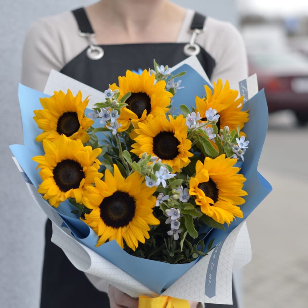 Букет из подсолнухов "Лапушка"