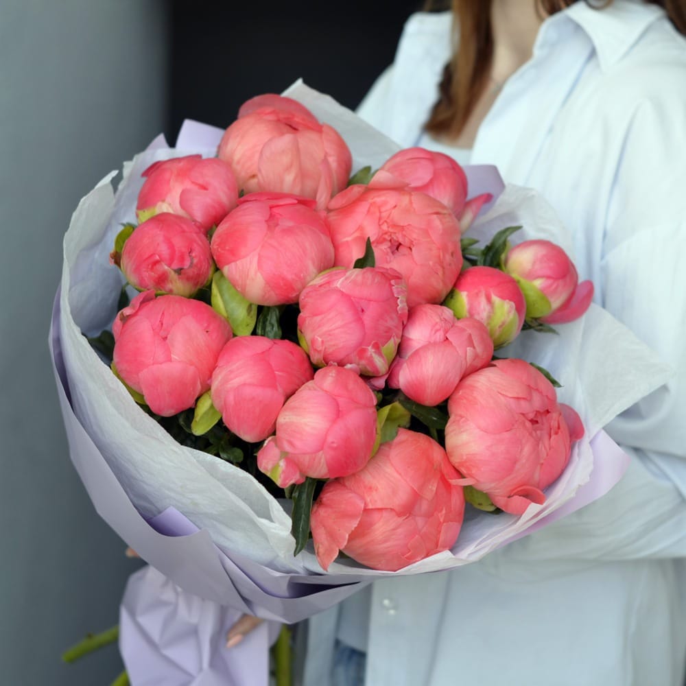 Букет пионов "Коралловый"