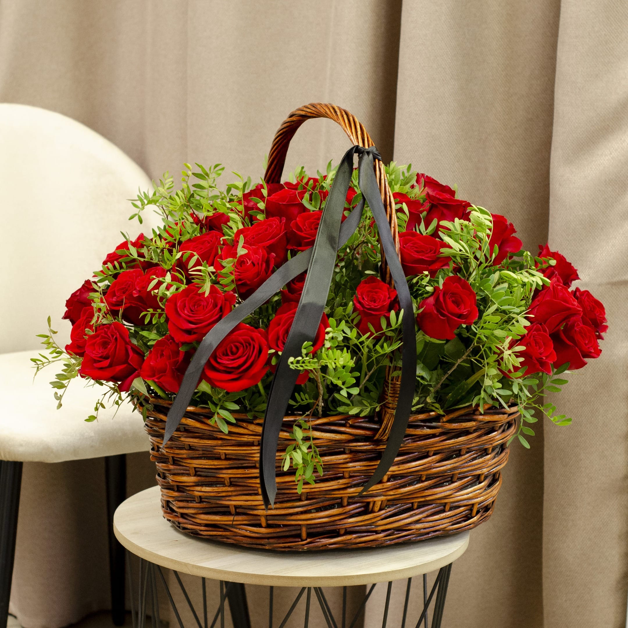 Траурная композиция из живых цветов №3