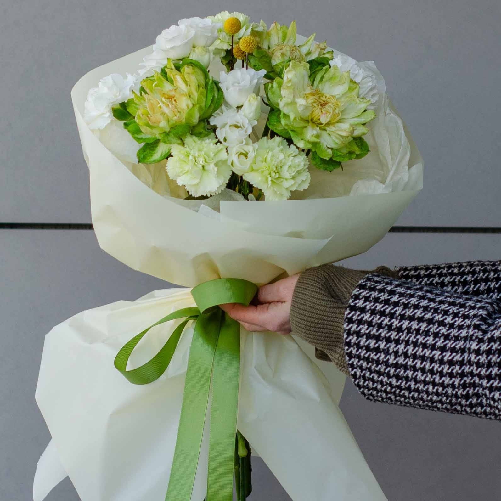 Букет "Изумрудный шёпот"