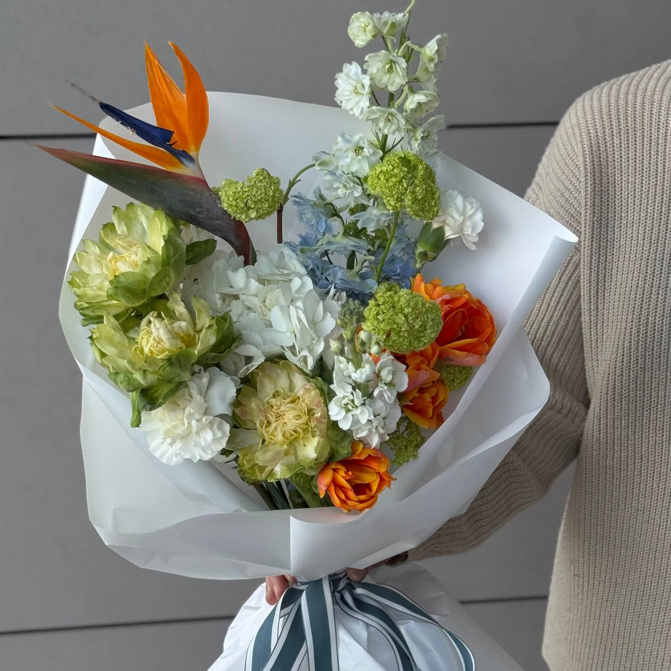 Букет цветов "Сияющий Миг"