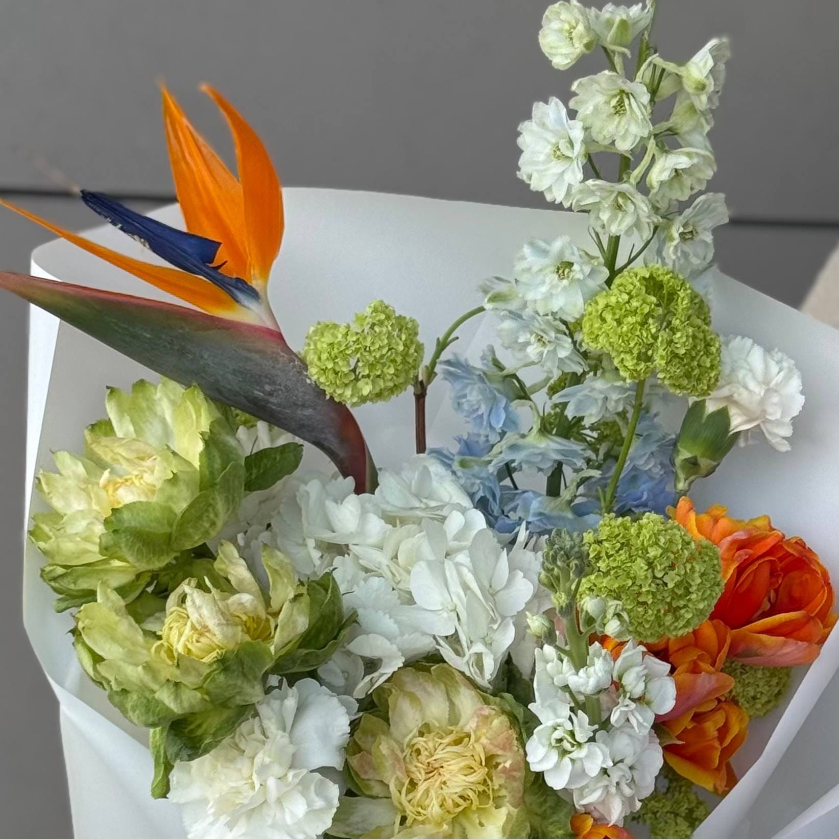 Букет цветов "Сияющий Миг"