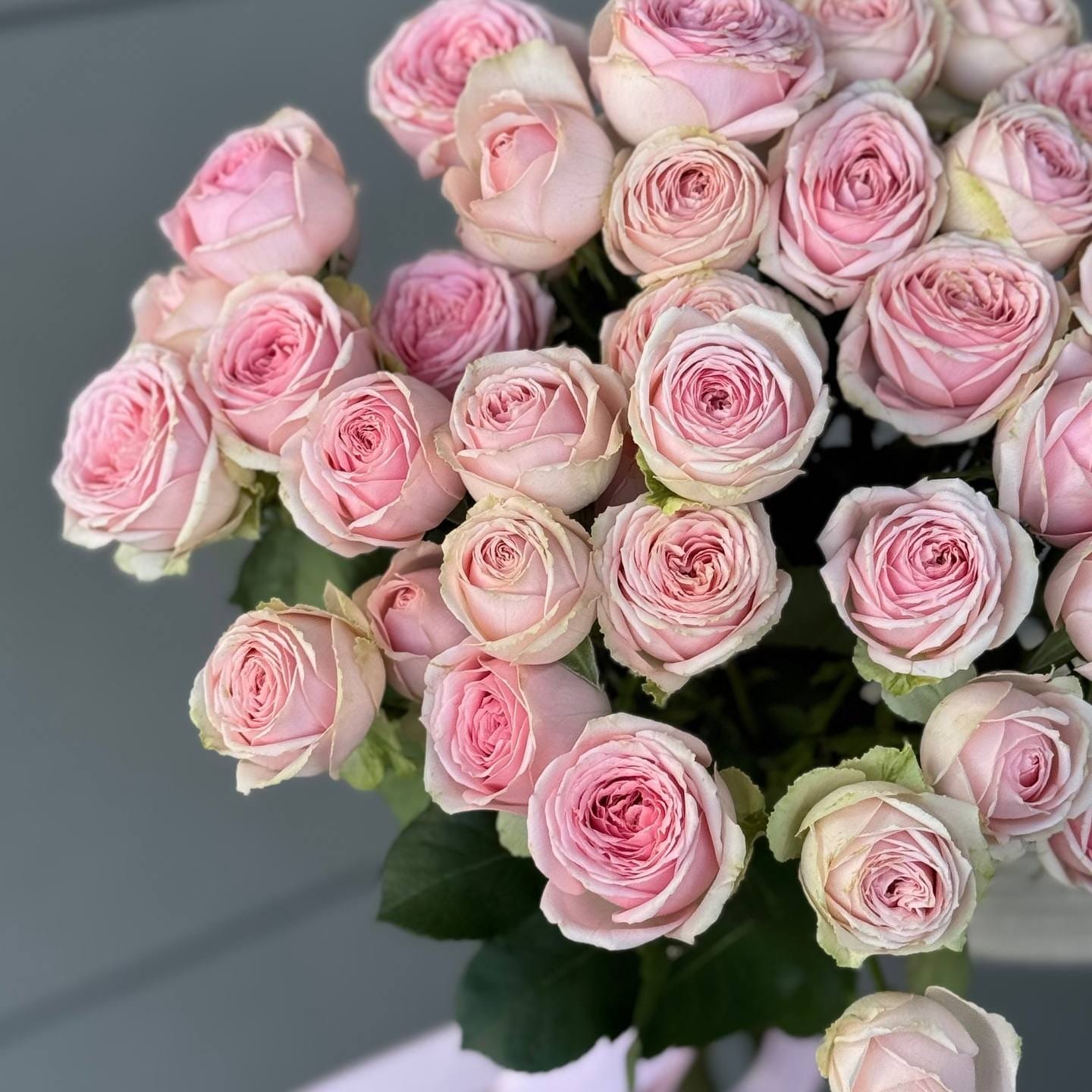 Букет кустовых роз "Сладость"