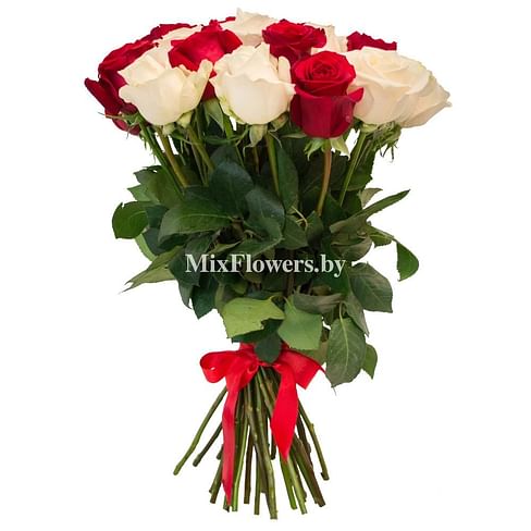 Букет роз "Конфетти" 21 роза Эквадорские розы