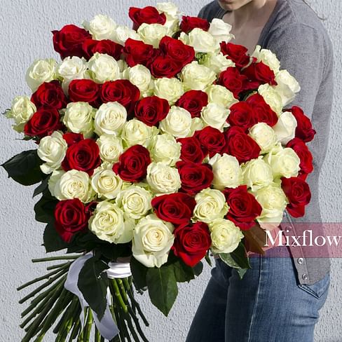 Букет роз "Микс" 51 роза Эквадорские розы