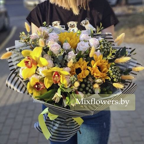 Составной букет "Гелиос"