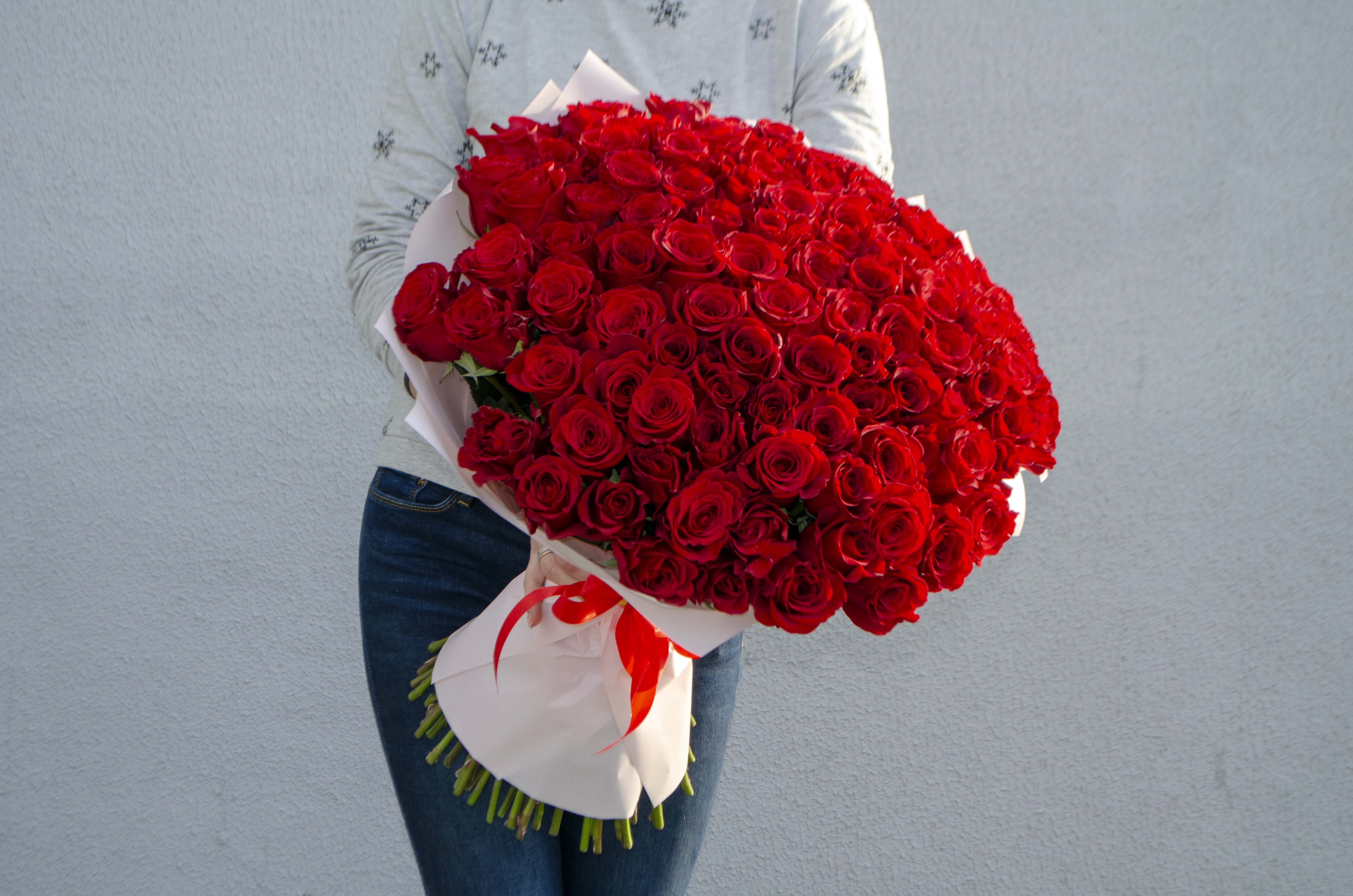 Букеты из 101 розы