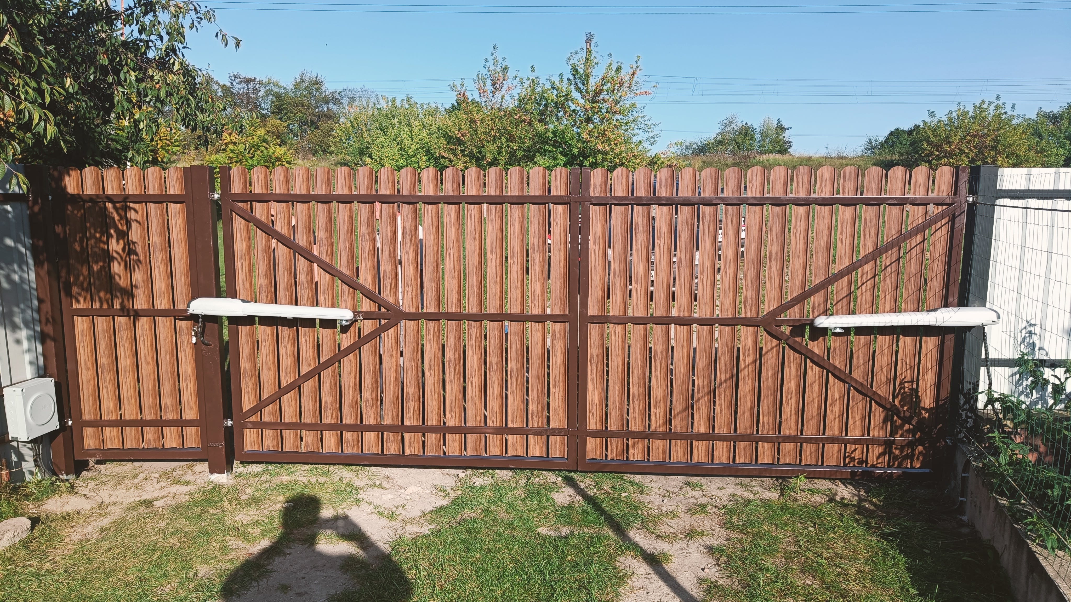 4,0х2,0 Распашные ворота Многоворот с заполнением на выбор Заказчка