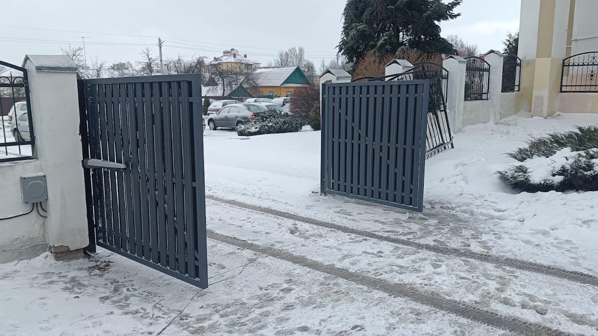 4,0х2,0 Распашные ворота Многоворот с заполнением на выбор Заказчка