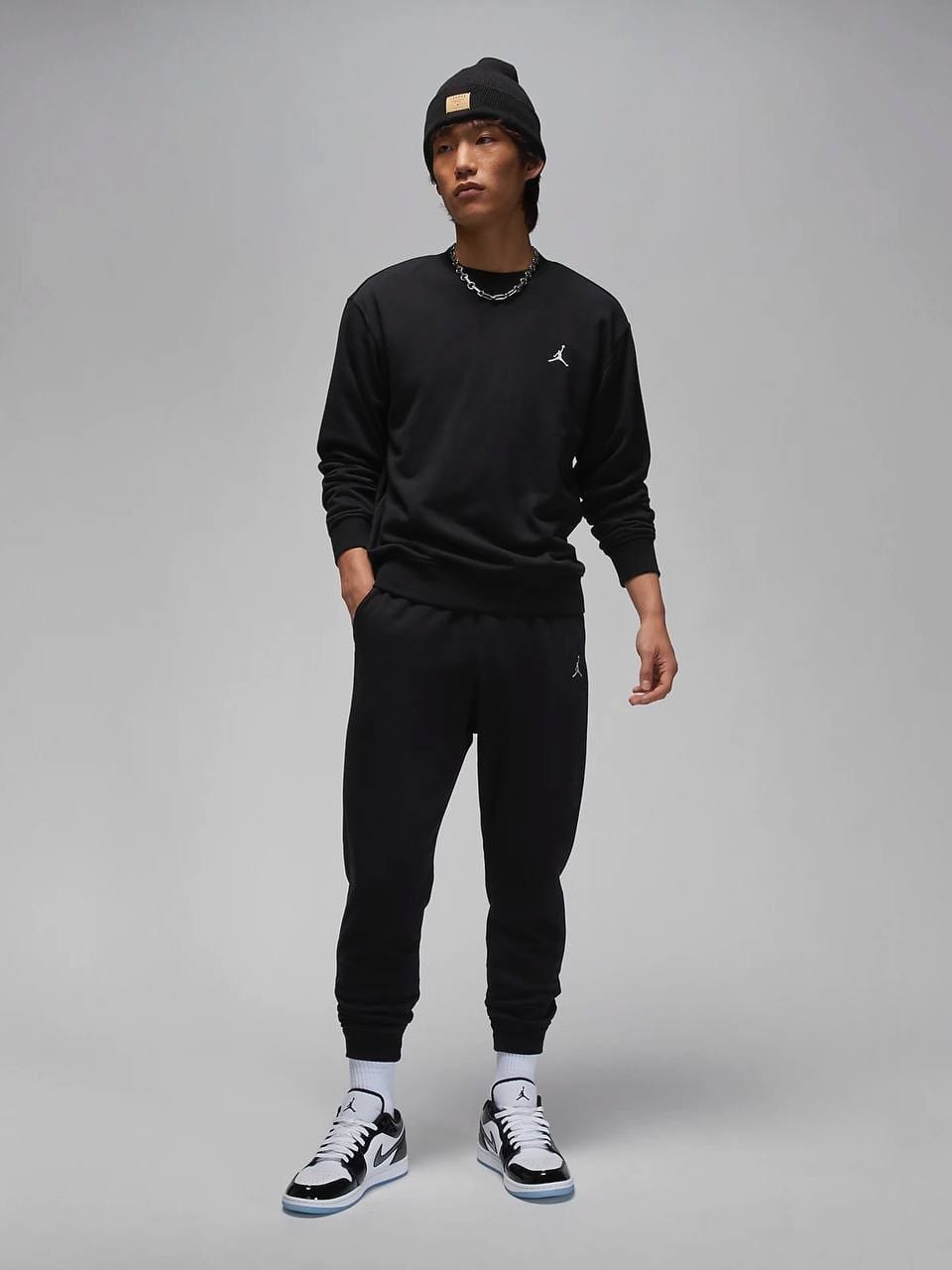 Кроссовки Jordan ESSENTIALS MEN'S LOOPBACK CREWNECK SWEATSHIRT