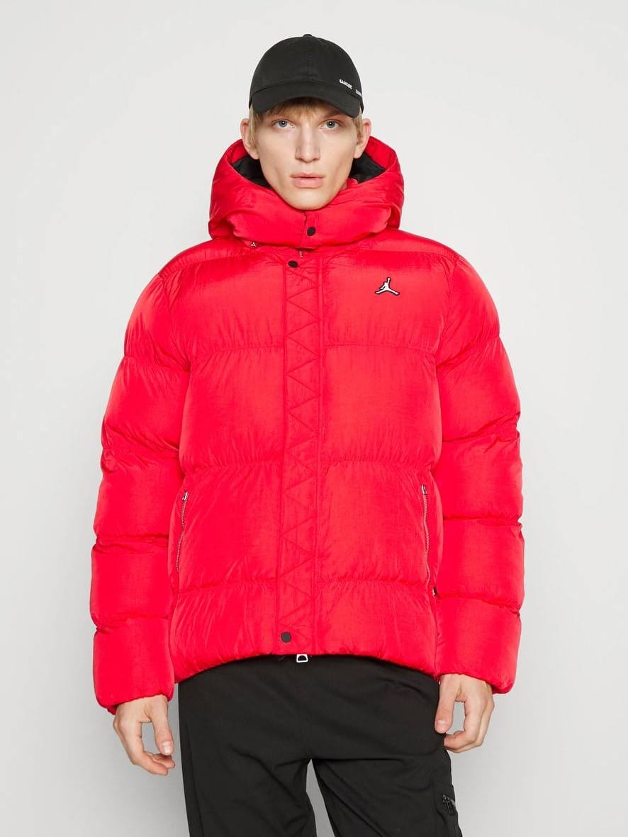 Куртка Jordan ESS STMT PUFFER JKT RED