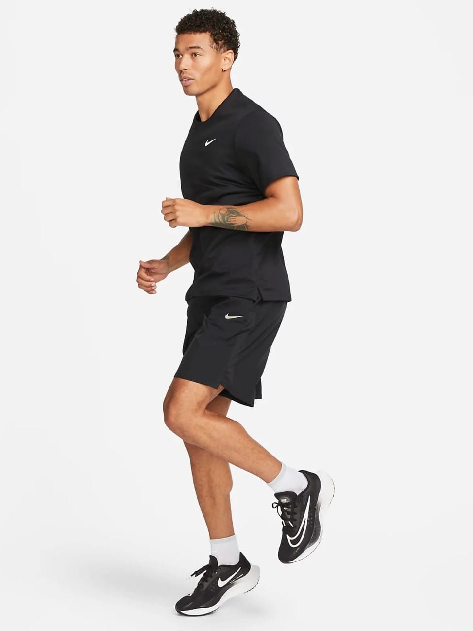Шорты Nike Challenger Men's Dri-FIT Unlined Running Shorts