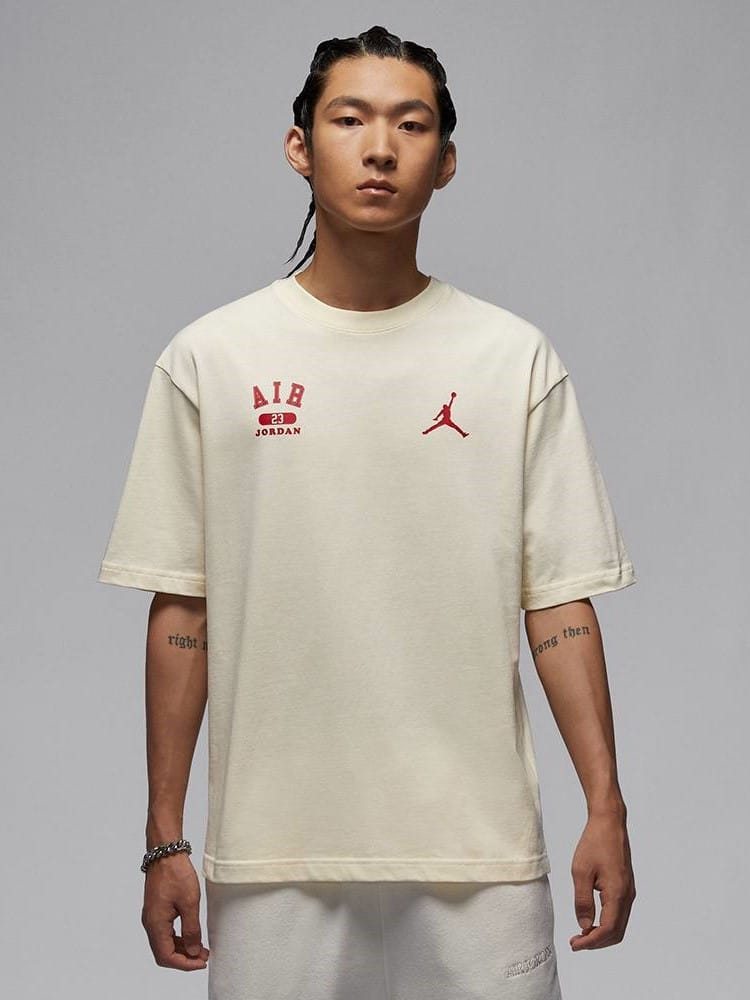 Футболка Jordan T-Shirts Men Coconut Milk