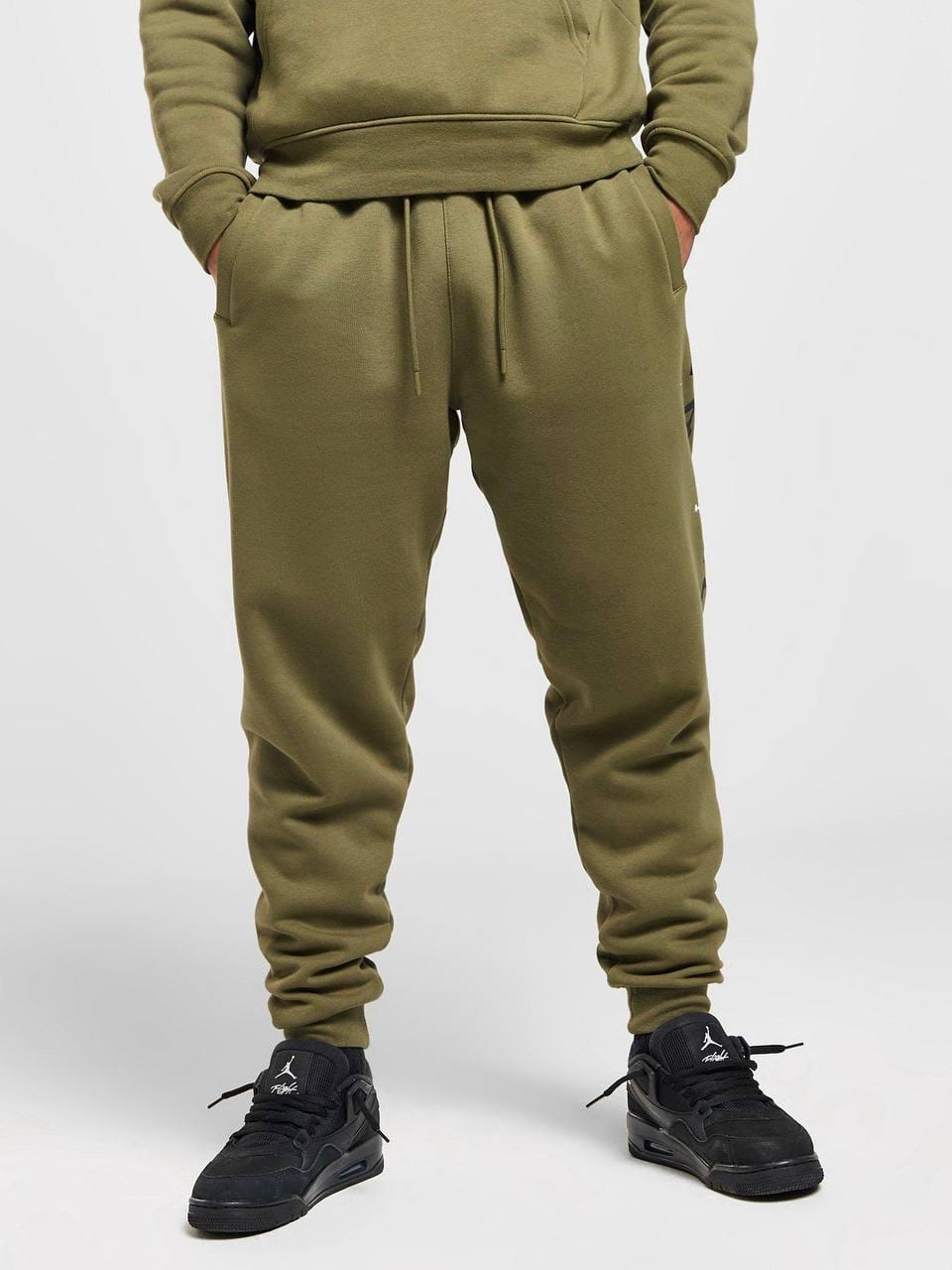 Брюки Jordan Essentials Men's Fleece Joggers 'Medium Olive'