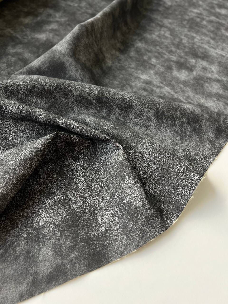 Экокожа, Серая (винтажный эффект)