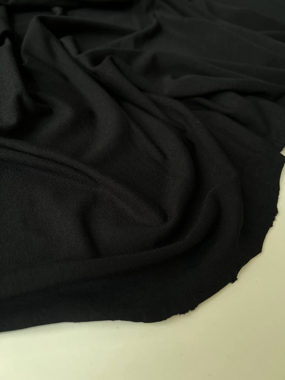 Вискоза с лайкрой, Черная