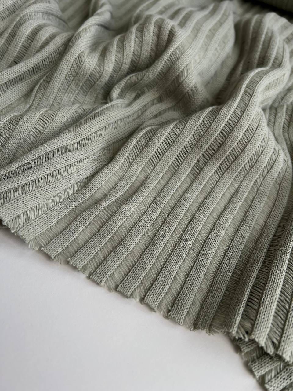 Вязаная рваная полоска, Оливка