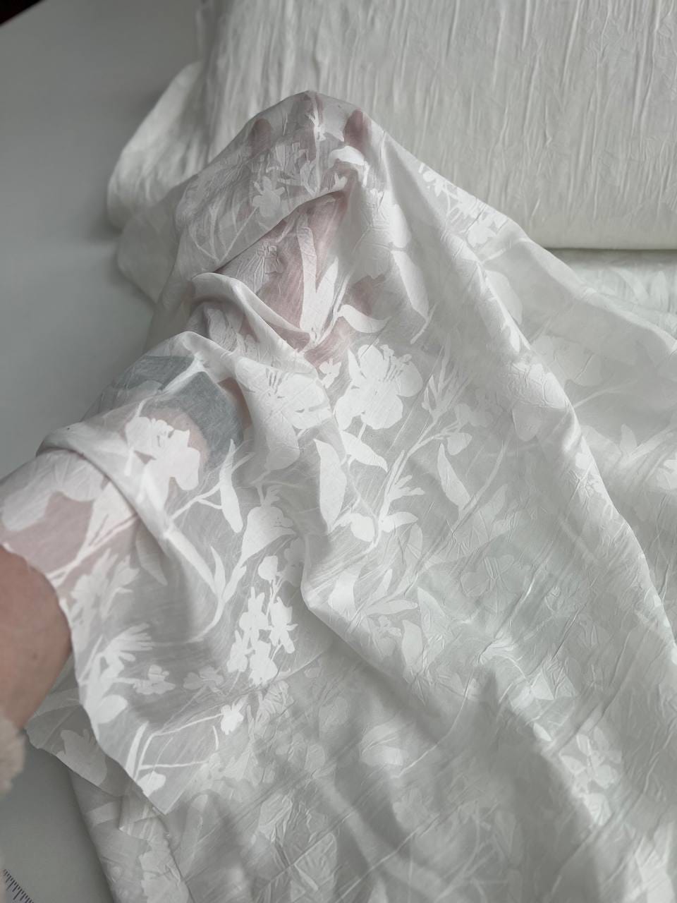 Батист-вуаль Веточки, Белый