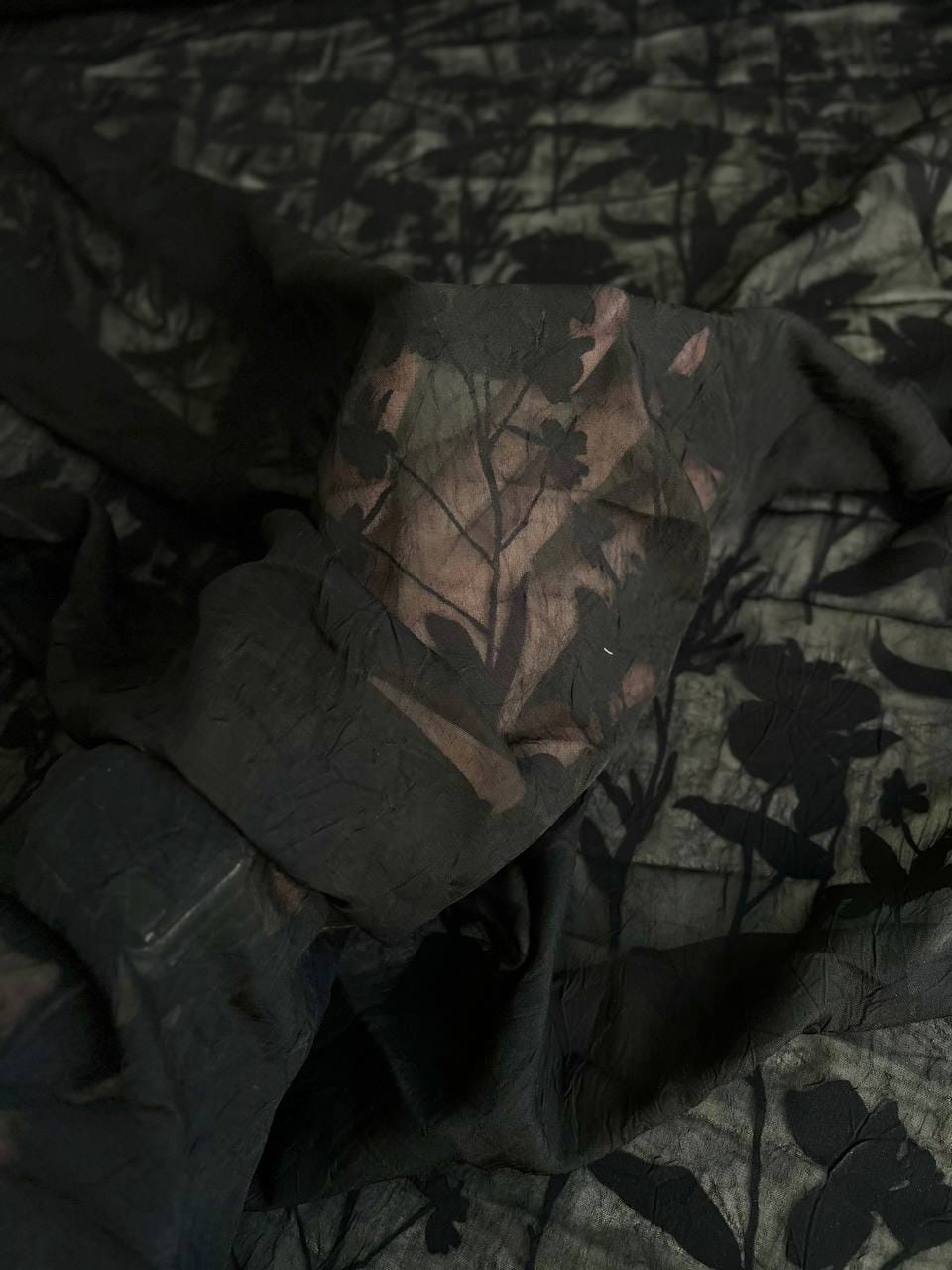 Батист-вуаль Веточки, Черный