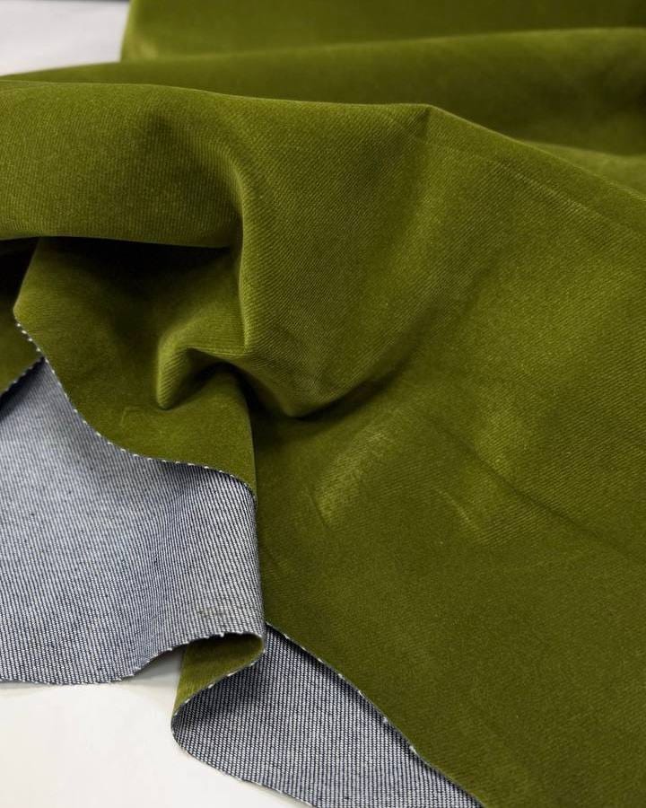 Джинс с напылением из флока, Оливка