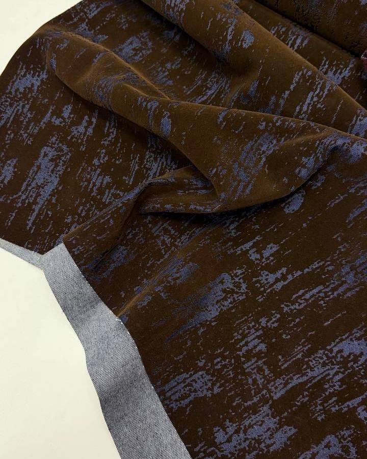 Гранж-Флок Деним, Шоколад