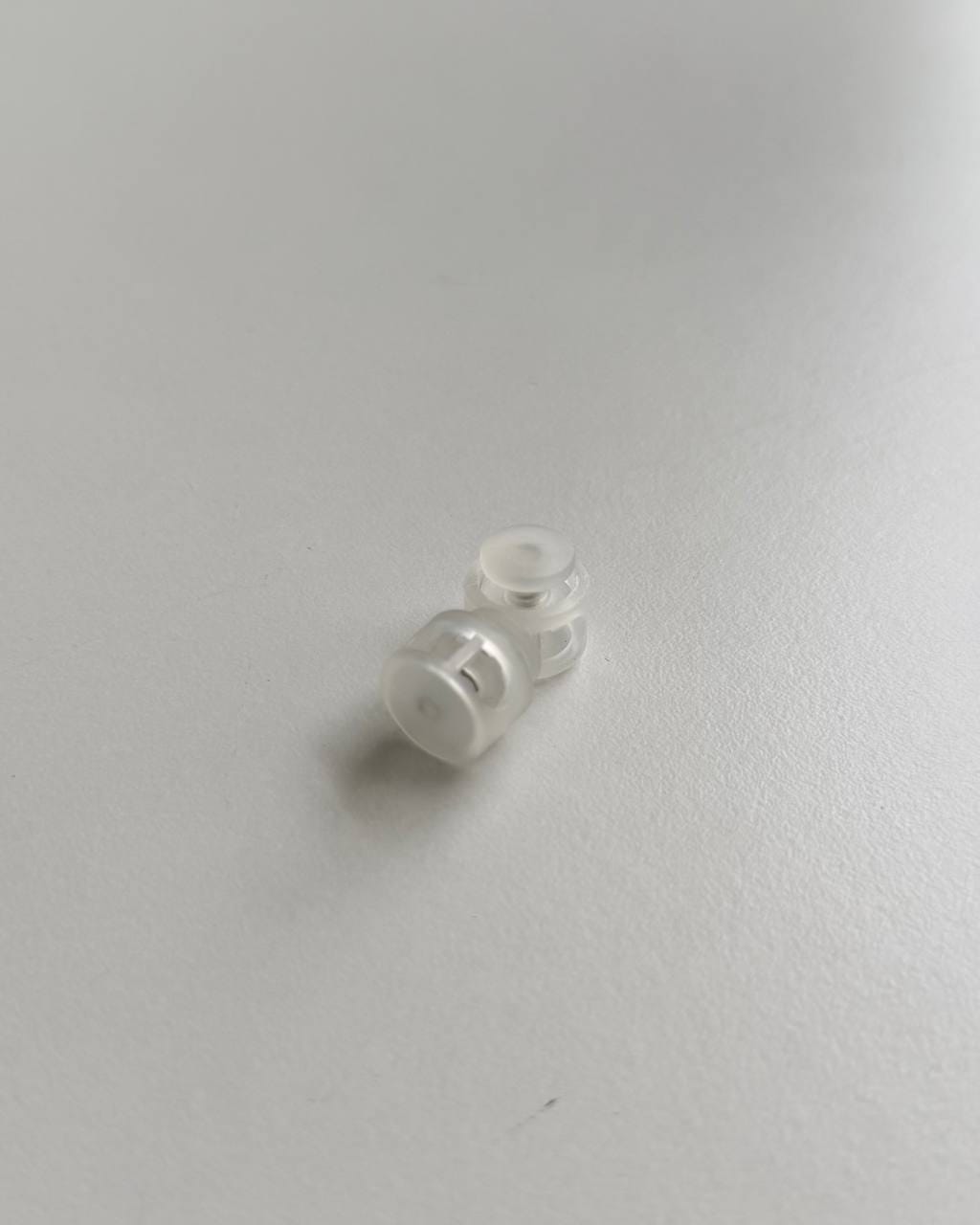 Фиксатор пластик, Белый