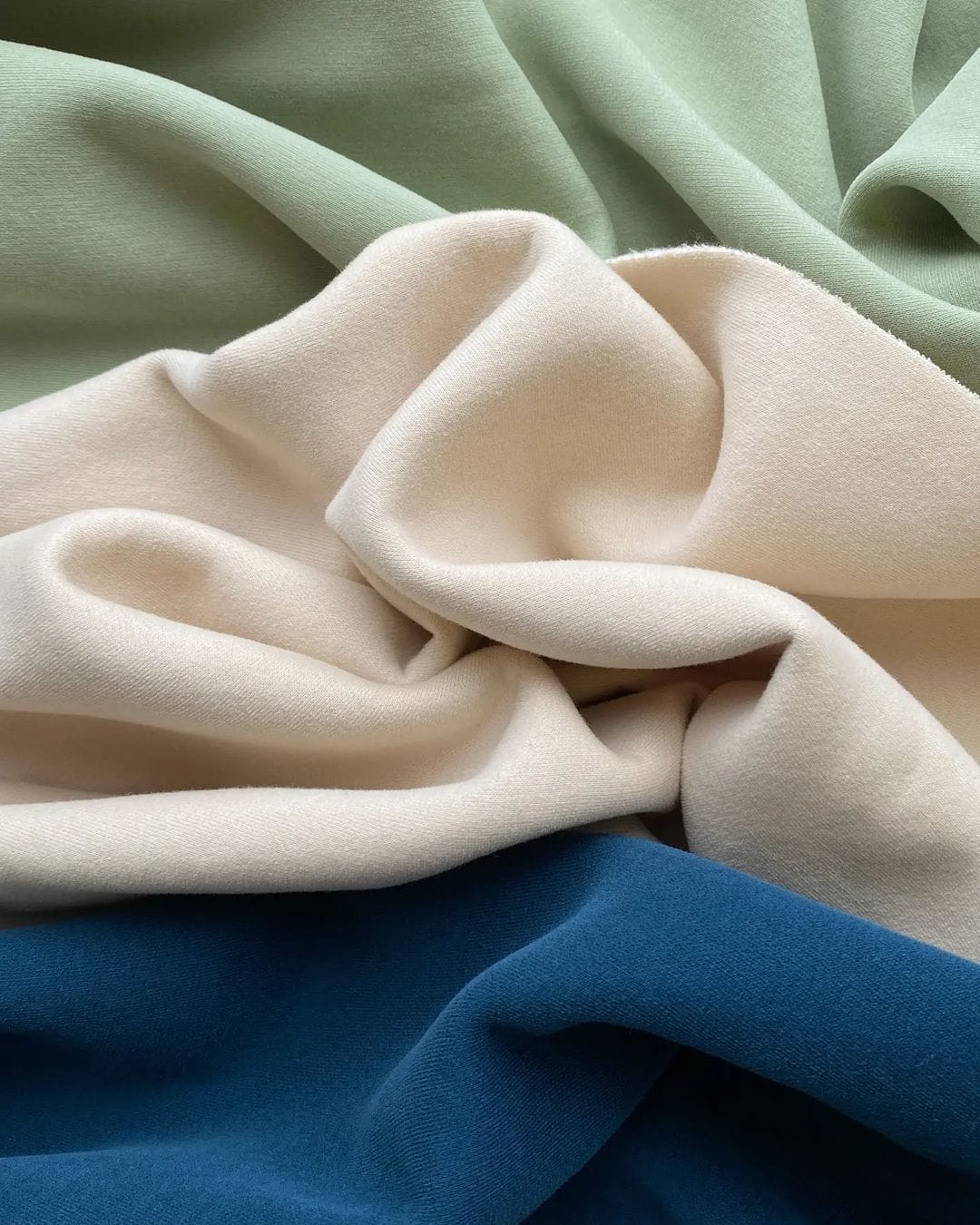 Бесконечное сочетание красок... Нежность и красота всей палитры в нашем магазине.