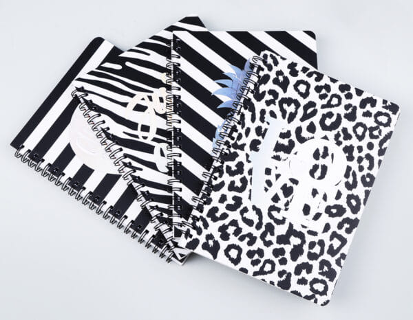 БЛОКНОТ 80 л А6 на пружине ЧЕРНОЕ И БЕЛОЕ, арт. ВХ-А6-4407-1-4,Китай Цена с НДС за 1 штуку