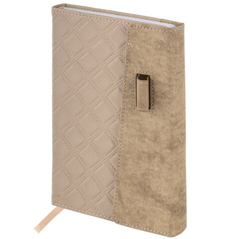 Ежедневник недатированный А5 145х215 мм, BRAUBERG "Stitch", под кожу, магнит, 160 л., бежевый, 116590 BRAUBERG Цена с НДС за 1 штуку