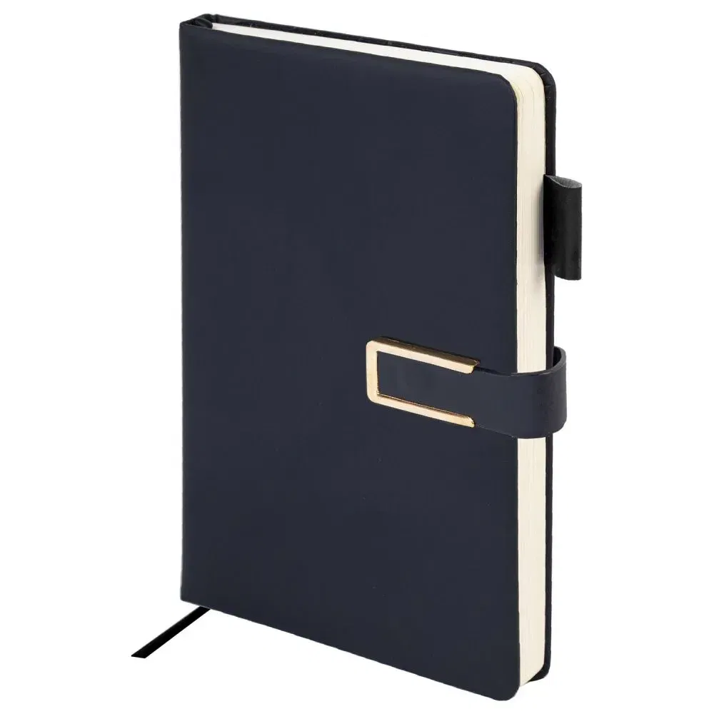 Ежедневник недатированный, А5, 143х210 мм, BRAUBERG "Dainty", под кожу, магнитная застежка, 160 л., черный, 117141 BRAUBERG Цена с НДС за 1 штуку