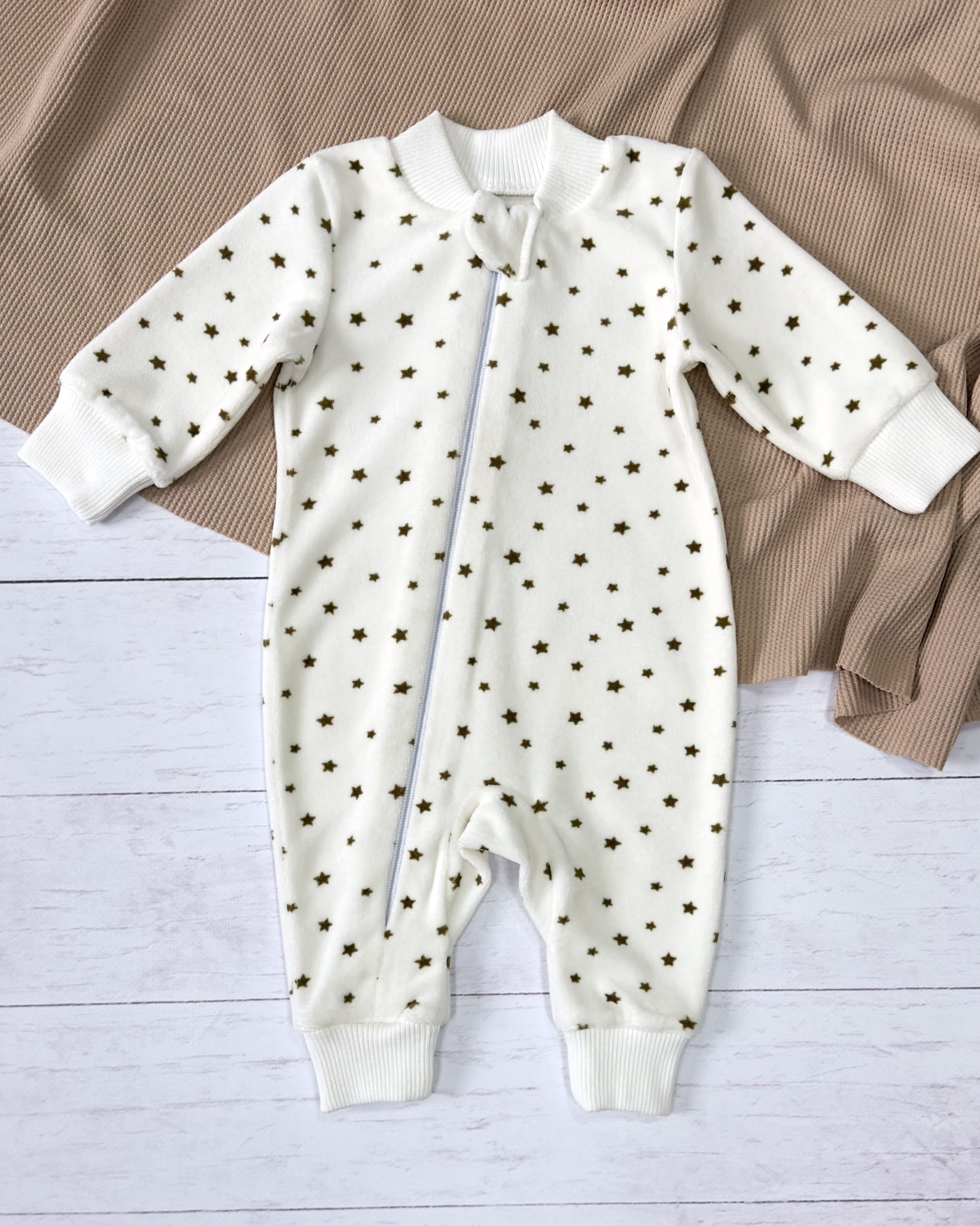 Комбинезон (велюровый)