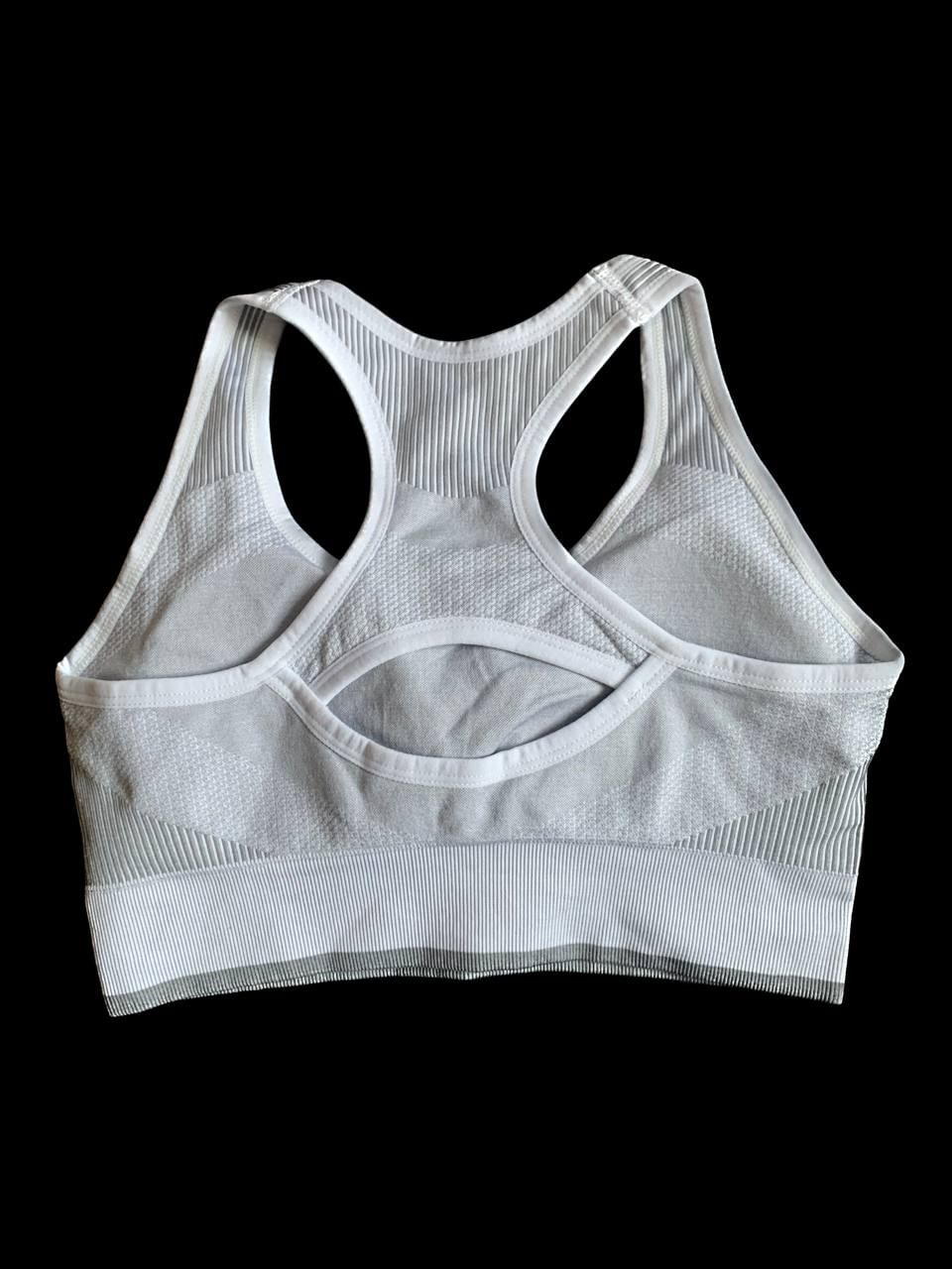 Топ женский белый Андер Армор