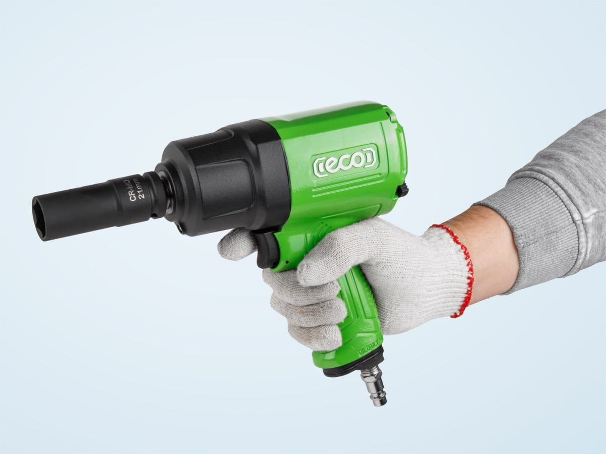 Пневмогайковерт 1/2"(1100 Нм, Ударный мех-м: twin hammer, 198 л/мин, 7800 об/мин, Макс. резьба: М16) ECO AIW-1300S
