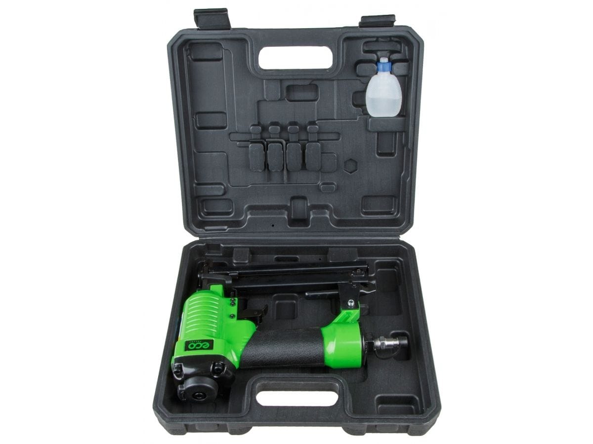 Пневмостеплер (Скобы 20GA, 4.8-7.5 бар, 0.8 л/удар, длина скобы 6-22 мм, ширина скобы 11,2 мм, магазин 100 шт.) ECO ASL-40B