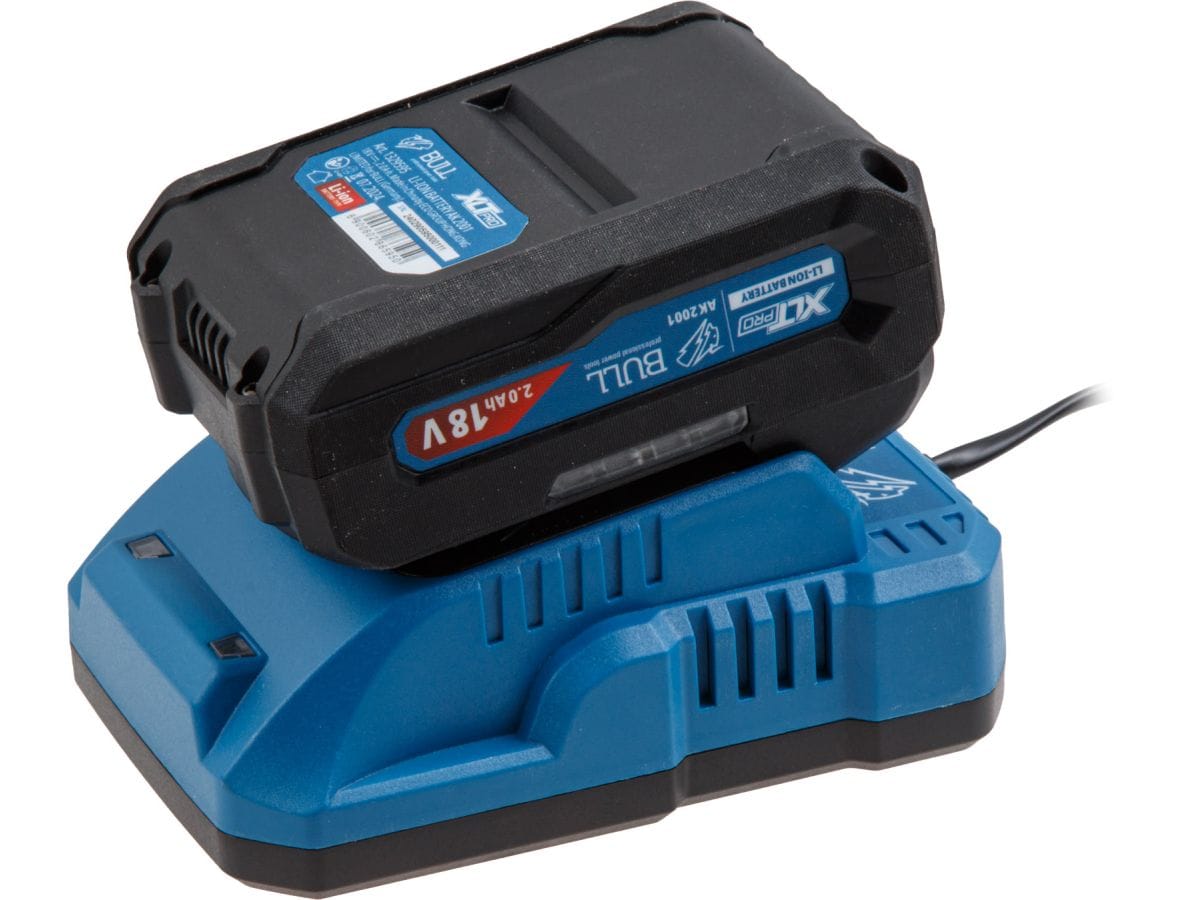 Зарядное устройство 1 слот, 2 А XLTpro BULL LD 2006