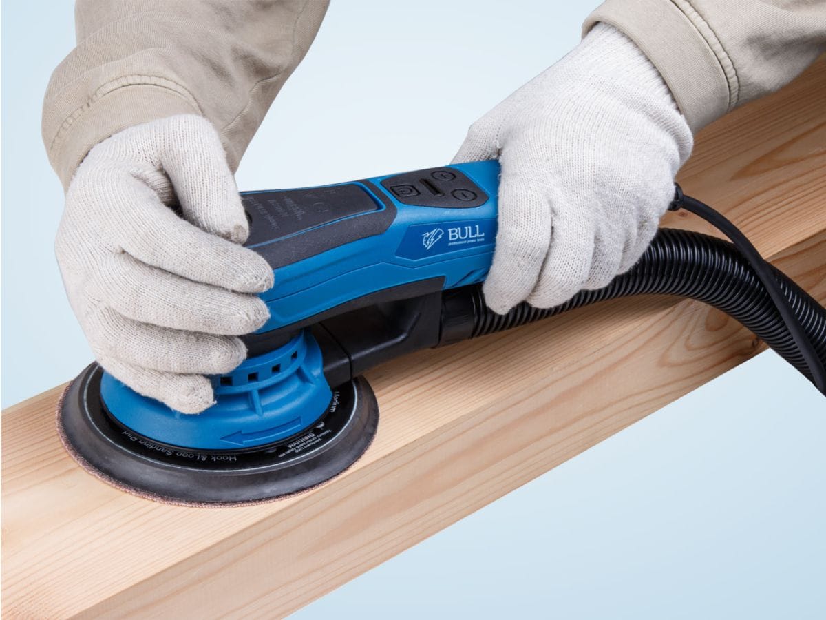 Эксцентриковая шлифмашина в кор. БЕСЩЕТ., 150 мм, 350 Вт, 4000-10000 об/мин BULL OS 1550 E