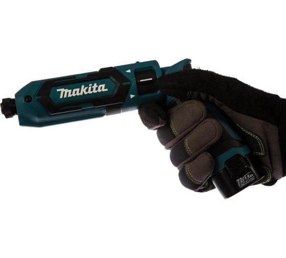 Аккум. шуруповерт в сумке+ аксессуары MAKITA TD 022 DSE