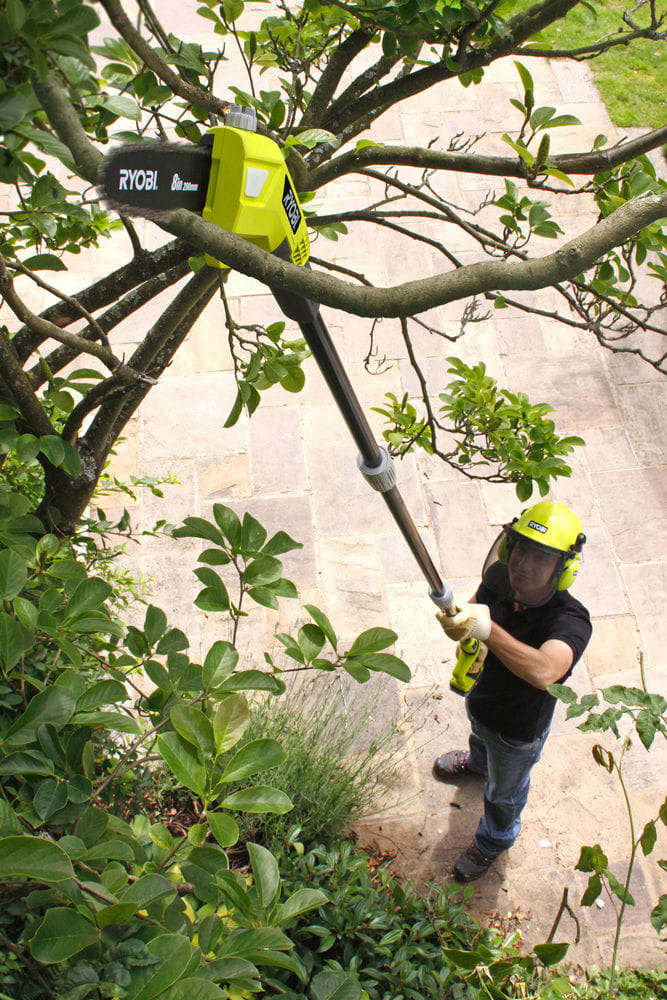 ONE + / Высоторез цепной (без батареи) Ryobi OPP1820