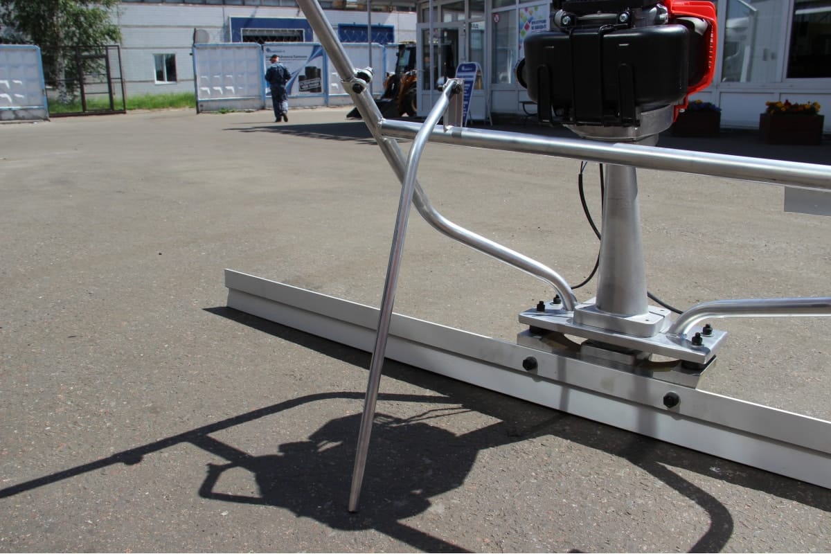 Виброрейка R35HC Chinese engine 139F Impulse